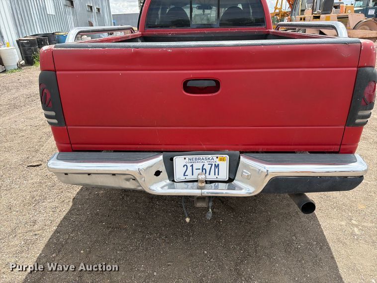 image for item EW2086 1997 Dodge Dakota Ext. Cab pickup truck