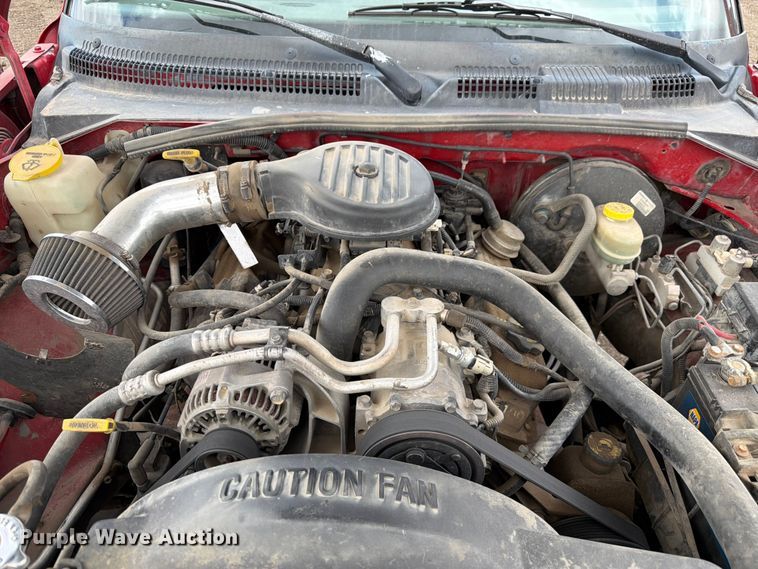 image for item EW2086 1997 Dodge Dakota Ext. Cab pickup truck