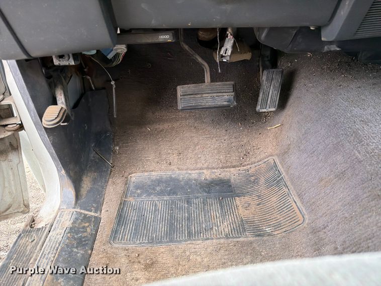 image for item EW2087 1991 Dodge Dakota Ext. Cab pickup truck