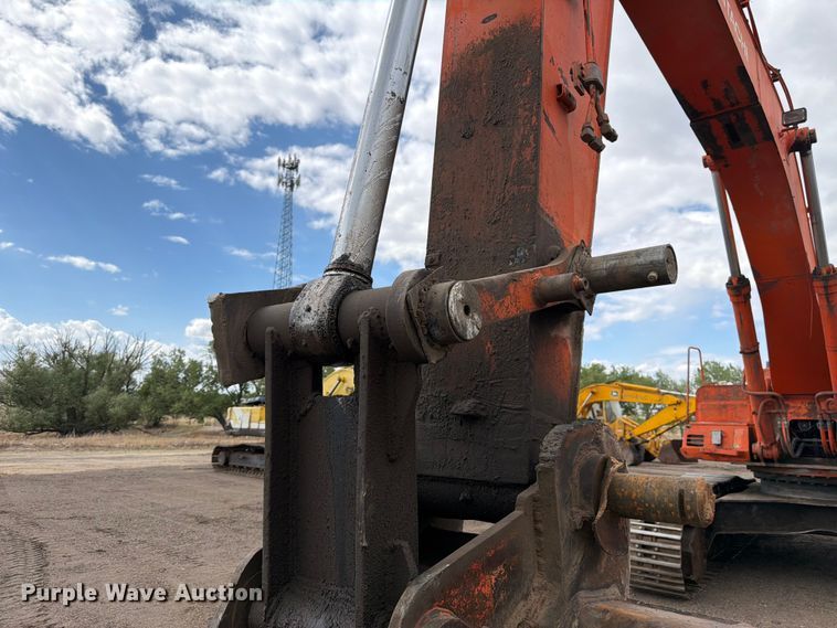 image for item EW2089 1996 Hitachi EX300LC-3 excavator