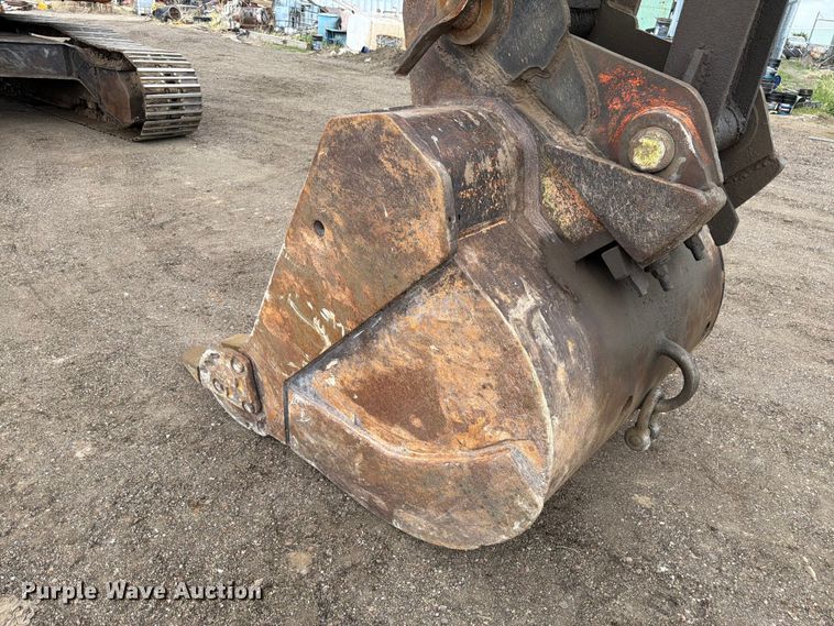 image for item EW2089 1996 Hitachi EX300LC-3 excavator