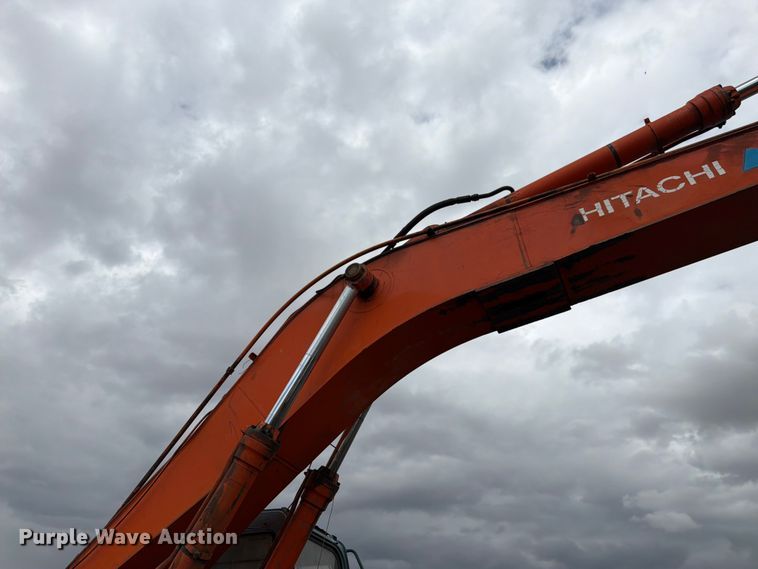 image for item EW2089 1996 Hitachi EX300LC-3 excavator
