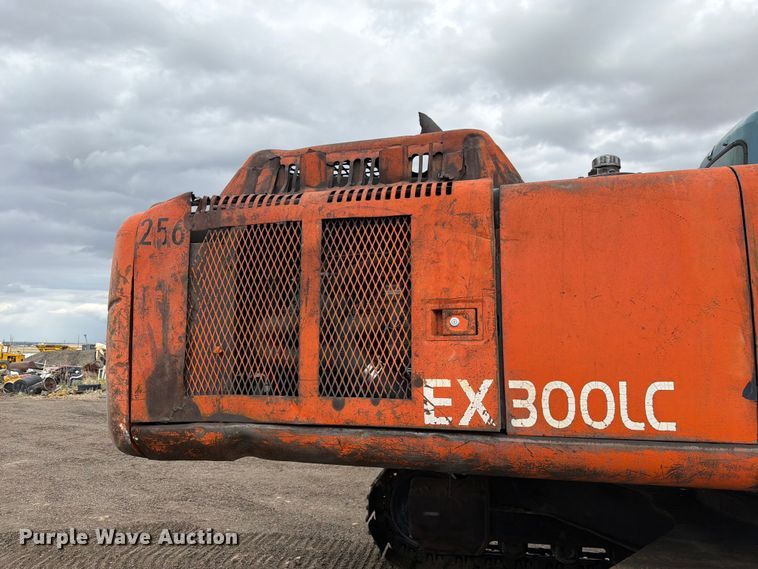 image for item EW2089 1996 Hitachi EX300LC-3 excavator