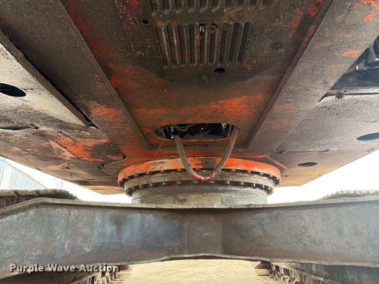 image for item EW2089 1996 Hitachi EX300LC-3 excavator