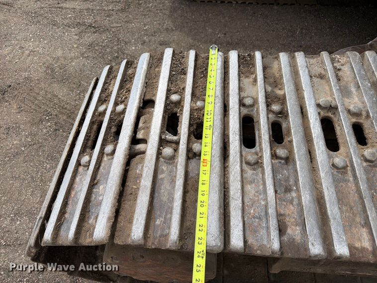 image for item EW2089 1996 Hitachi EX300LC-3 excavator
