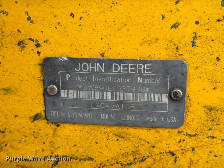 image for item EW2090 1992 John Deere 690E-LC excavator