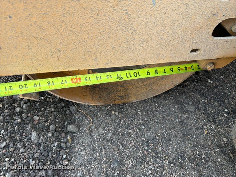 image for item EW2092 Rosco Vibrastat III double drum roller