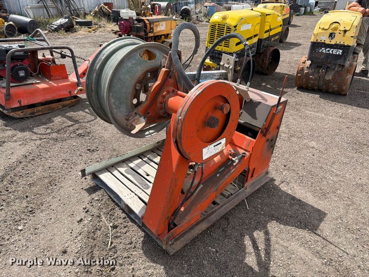 image for item EW2094 Bishman 931A tire machine