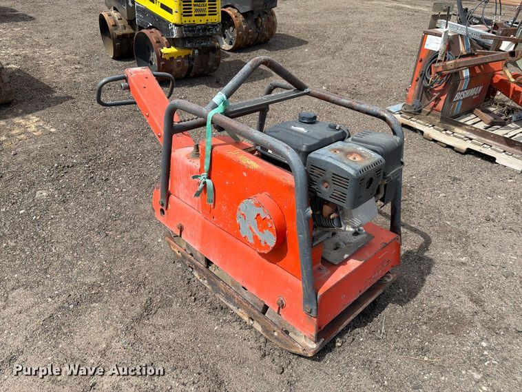 image for item EW2095 Plate compactor