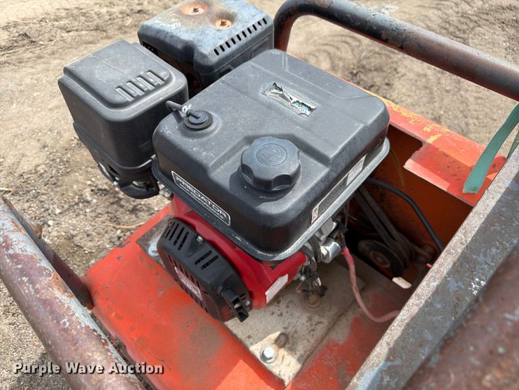 image for item EW2095 Plate compactor