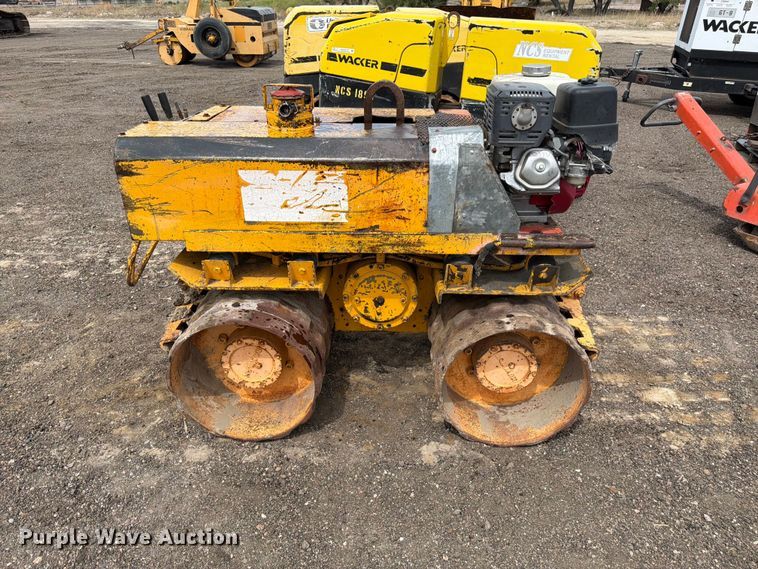 image for item EW2096 Trench compactor