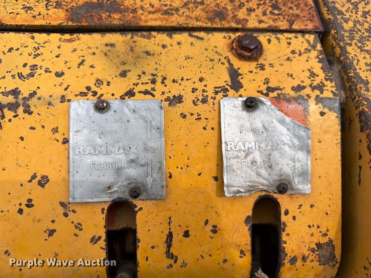 image for item EW2096 Trench compactor