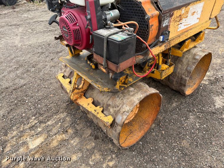 image for item EW2096 Trench compactor