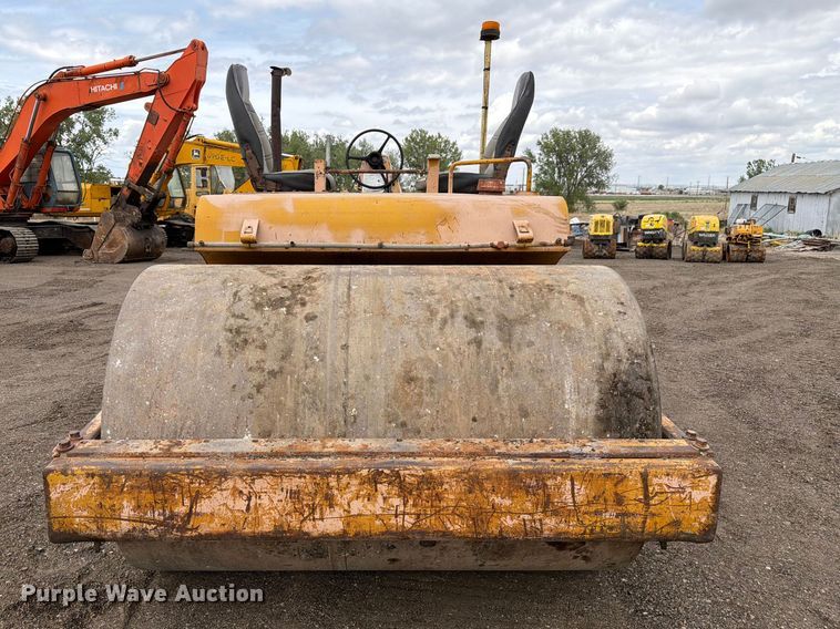 image for item EW2098 Hyster C615 combination vibratory roller