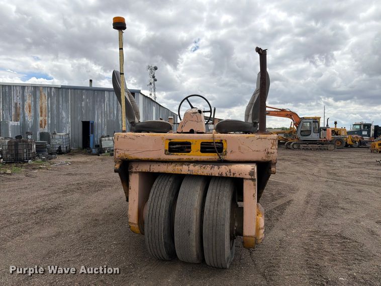 image for item EW2098 Hyster C615 combination vibratory roller