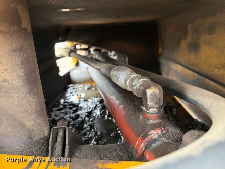 image for item EW2098 Hyster C615 combination vibratory roller