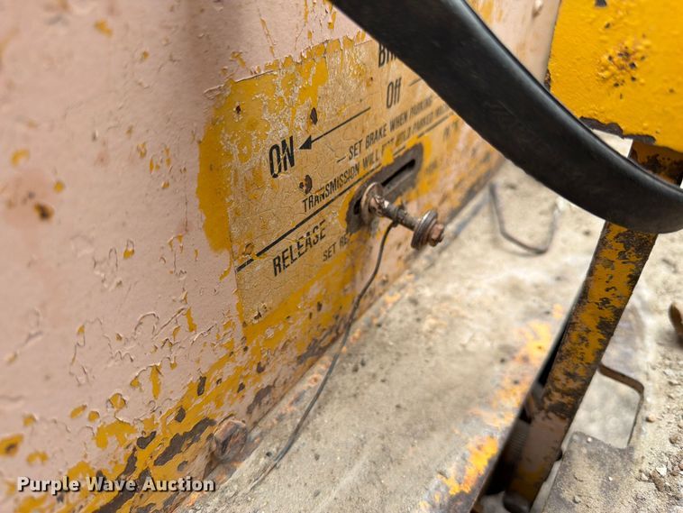 image for item EW2098 Hyster C615 combination vibratory roller