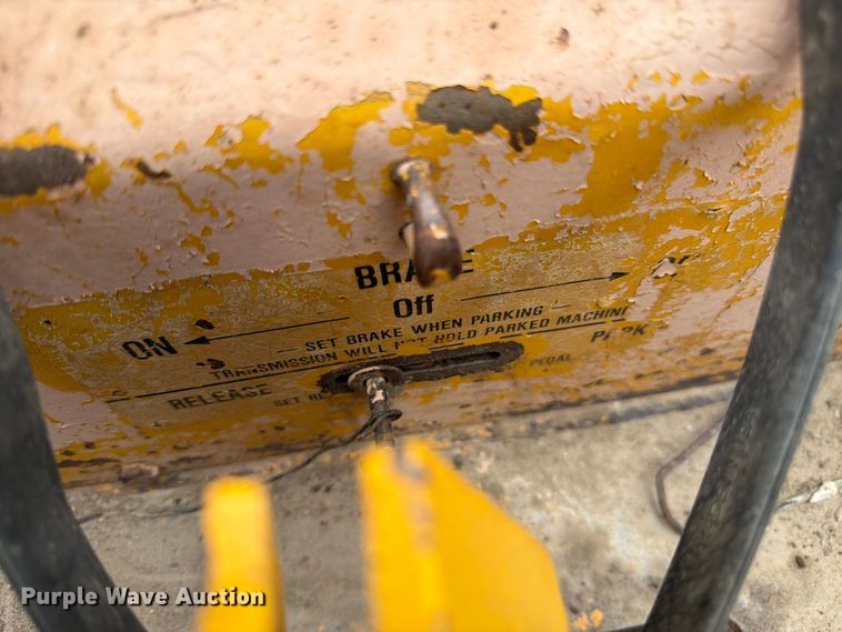 image for item EW2098 Hyster C615 combination vibratory roller
