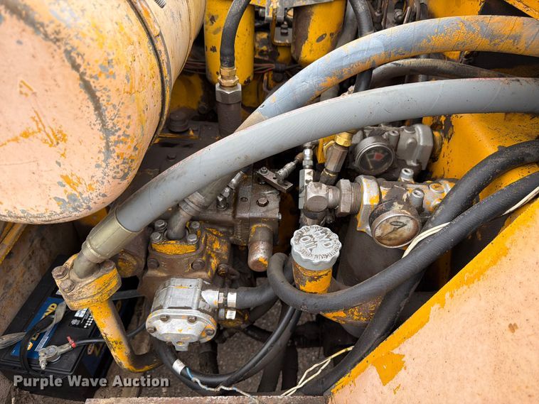 image for item EW2098 Hyster C615 combination vibratory roller