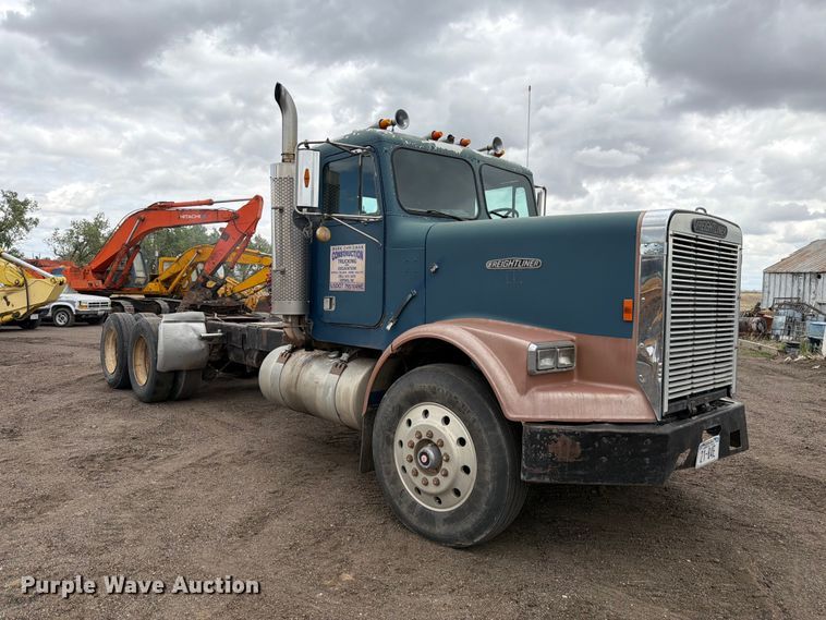 image for item EW2099 1987 Freightliner Conventional semi truck