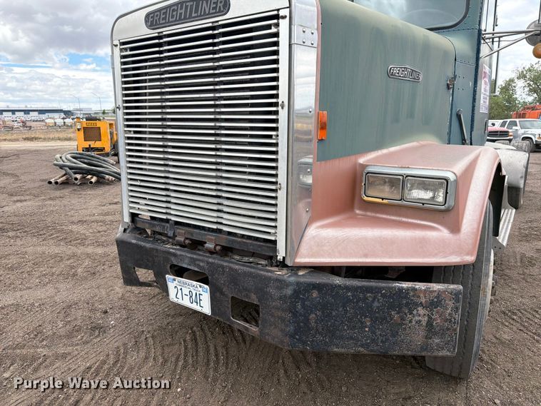 image for item EW2099 1987 Freightliner Conventional semi truck