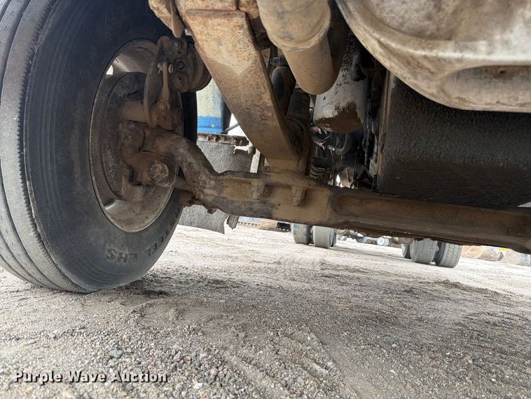 image for item EW2099 1987 Freightliner Conventional semi truck