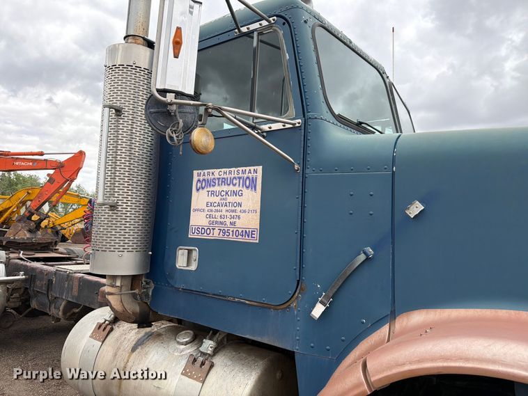 image for item EW2099 1987 Freightliner Conventional semi truck