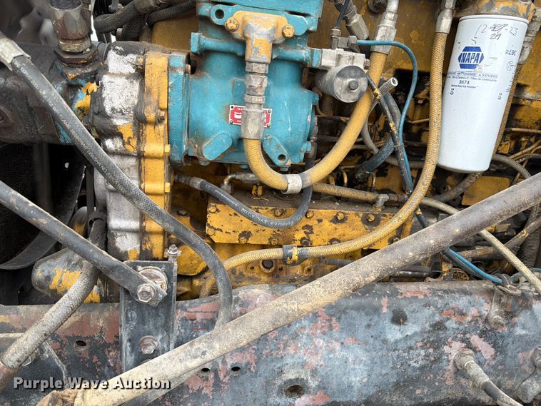 image for item EW2099 1987 Freightliner Conventional semi truck