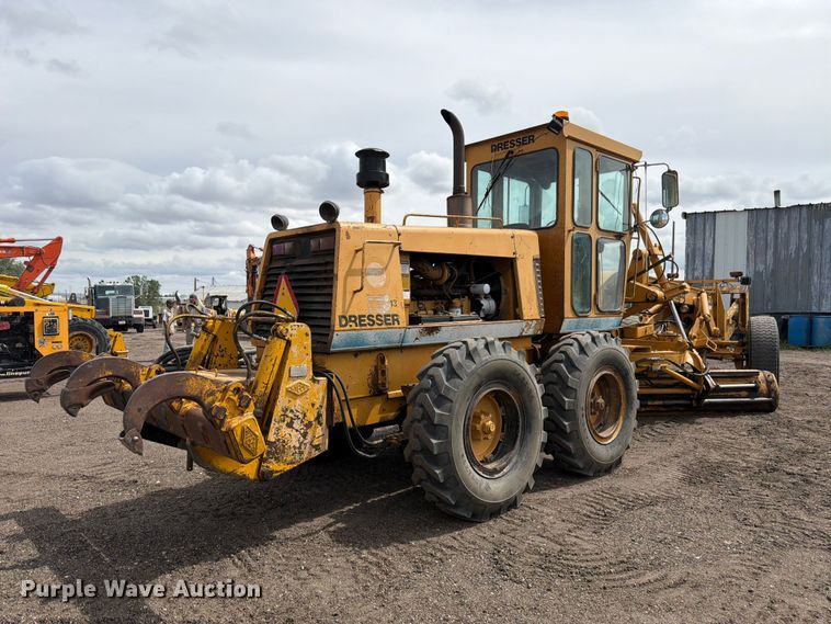 image for item EW2100 1992 Dresser 850 motor grader