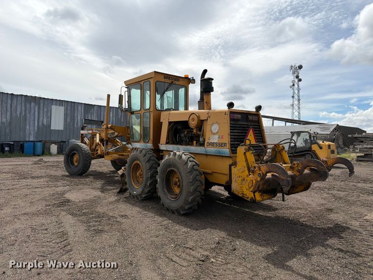 image for item EW2100 1992 Dresser 850 motor grader