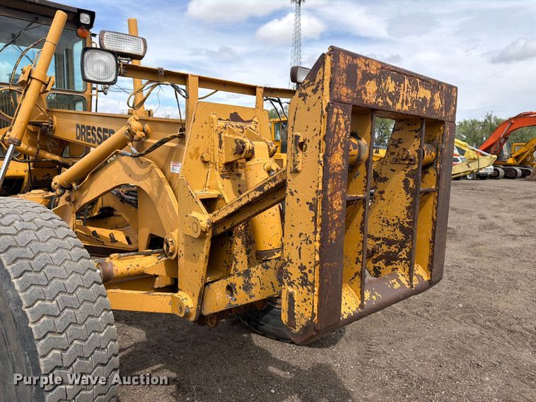 image for item EW2100 1992 Dresser 850 motor grader