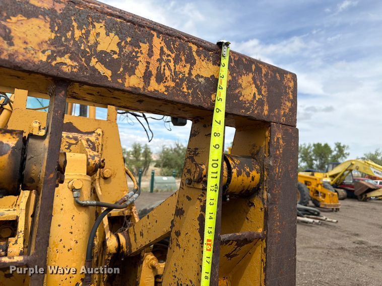 image for item EW2100 1992 Dresser 850 motor grader