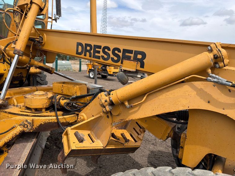 image for item EW2100 1992 Dresser 850 motor grader