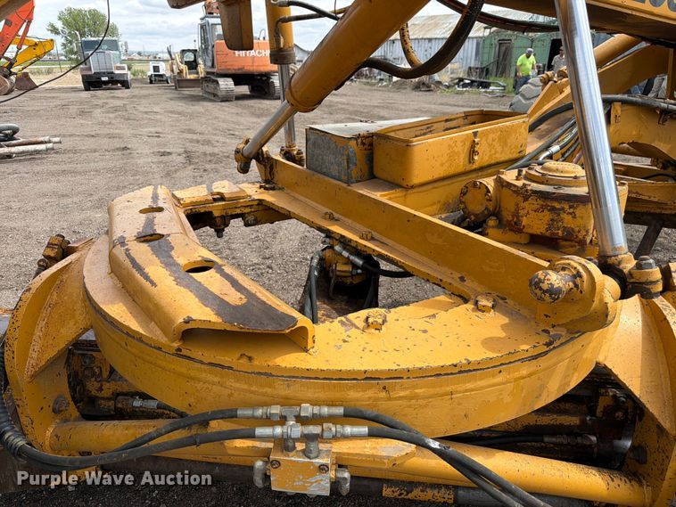 image for item EW2100 1992 Dresser 850 motor grader