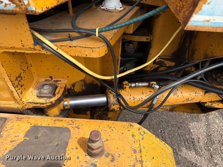 image for item EW2100 1992 Dresser 850 motor grader