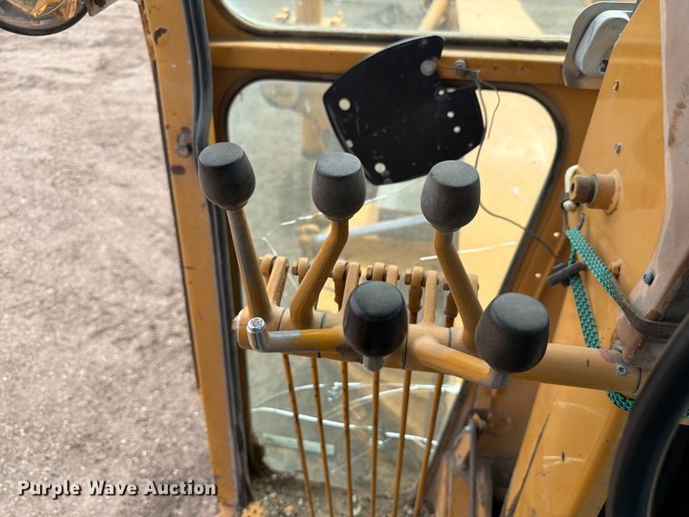 image for item EW2100 1992 Dresser 850 motor grader