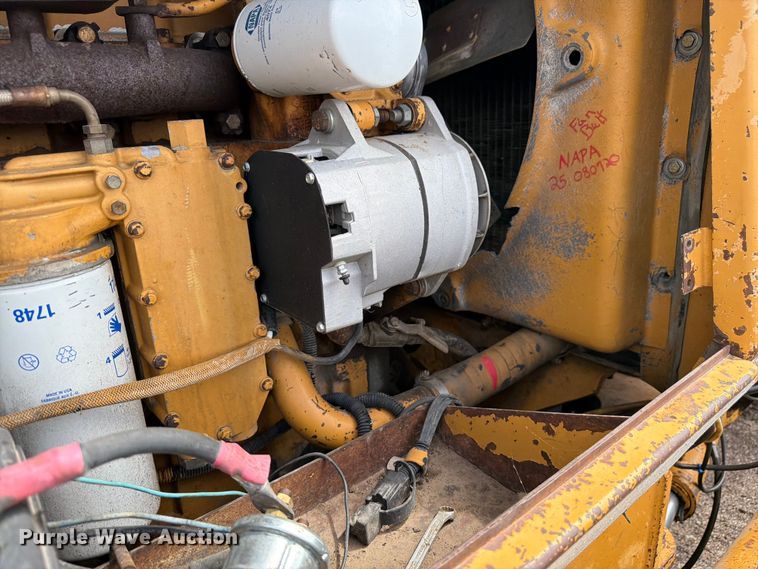 image for item EW2100 1992 Dresser 850 motor grader