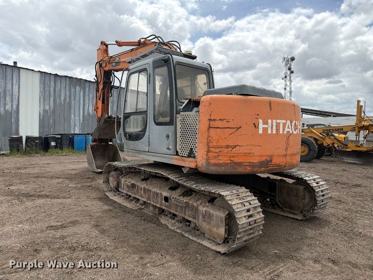 image for item EW2101 1992 Hitachi EX150LC excavator