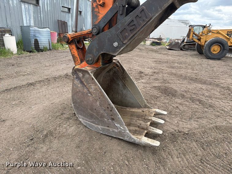 image for item EW2101 1992 Hitachi EX150LC excavator
