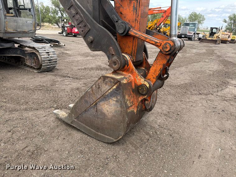 image for item EW2101 1992 Hitachi EX150LC excavator