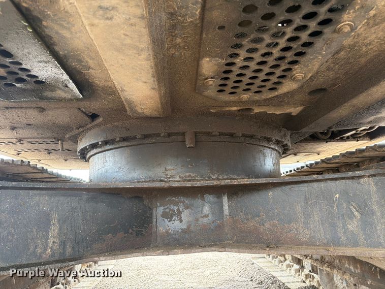 image for item EW2101 1992 Hitachi EX150LC excavator