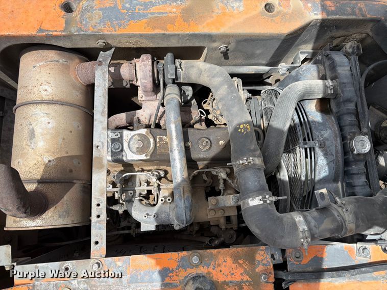 image for item EW2101 1992 Hitachi EX150LC excavator