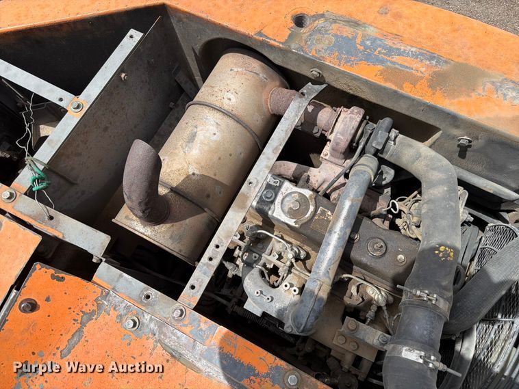image for item EW2101 1992 Hitachi EX150LC excavator