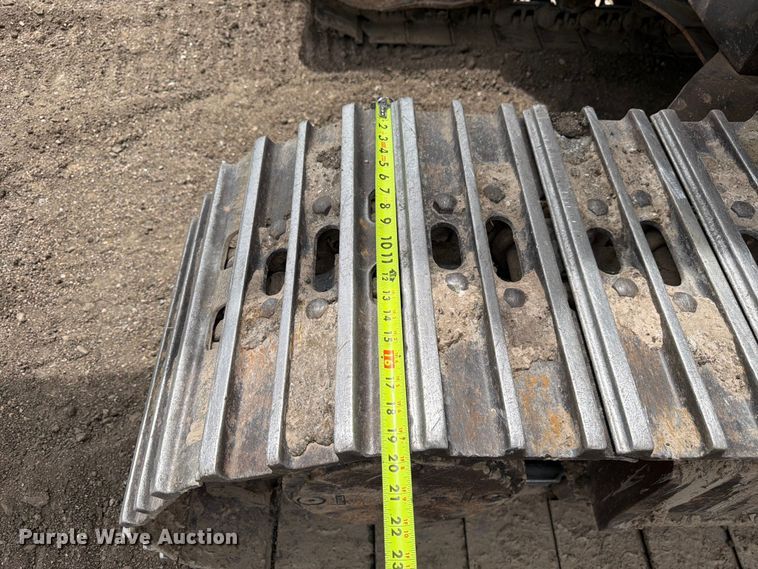 image for item EW2101 1992 Hitachi EX150LC excavator