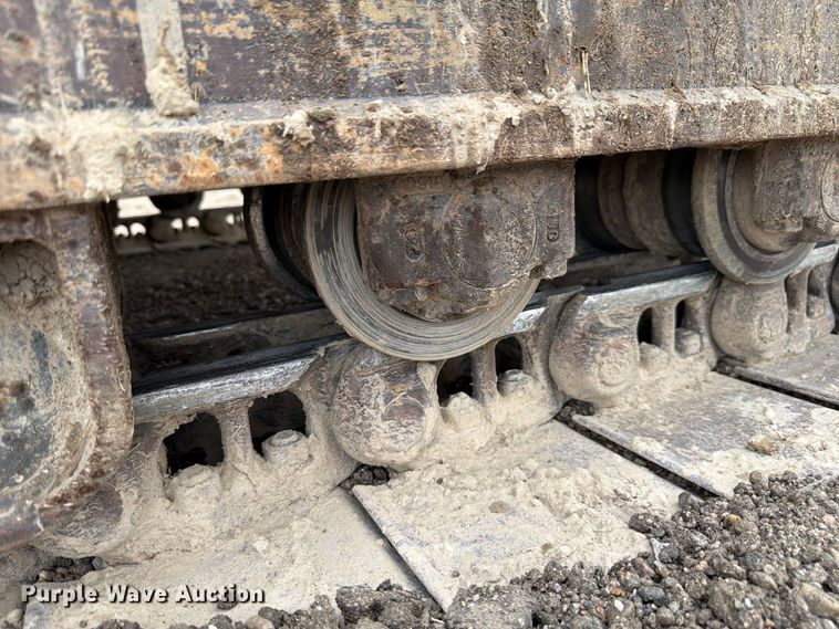 image for item EW2101 1992 Hitachi EX150LC excavator