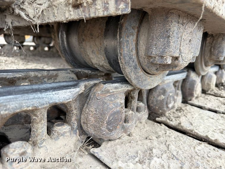 image for item EW2101 1992 Hitachi EX150LC excavator