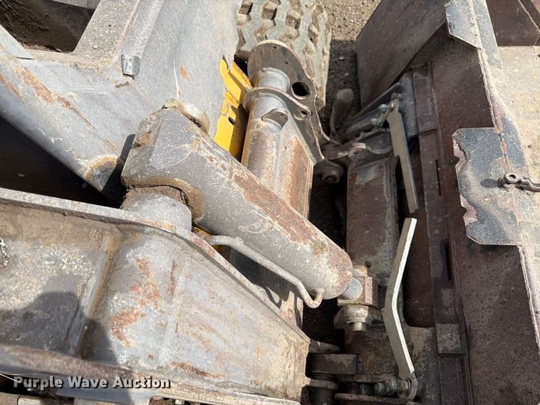 image for item EW2103 2012 Volvo MCT135C tracked skid steer loader