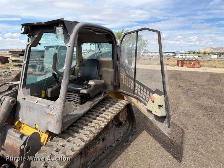 image for item EW2103 2012 Volvo MCT135C tracked skid steer loader