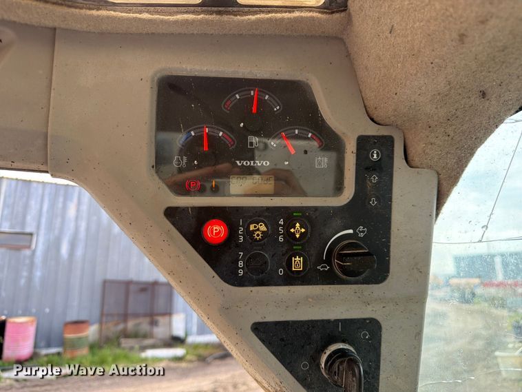 image for item EW2103 2012 Volvo MCT135C tracked skid steer loader