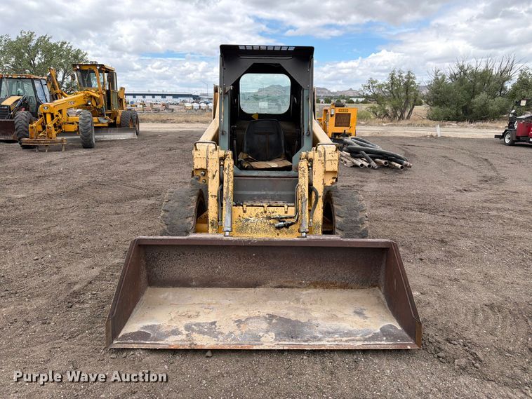image for item EW2104 1997 GEHL SL6635 skid steer loader